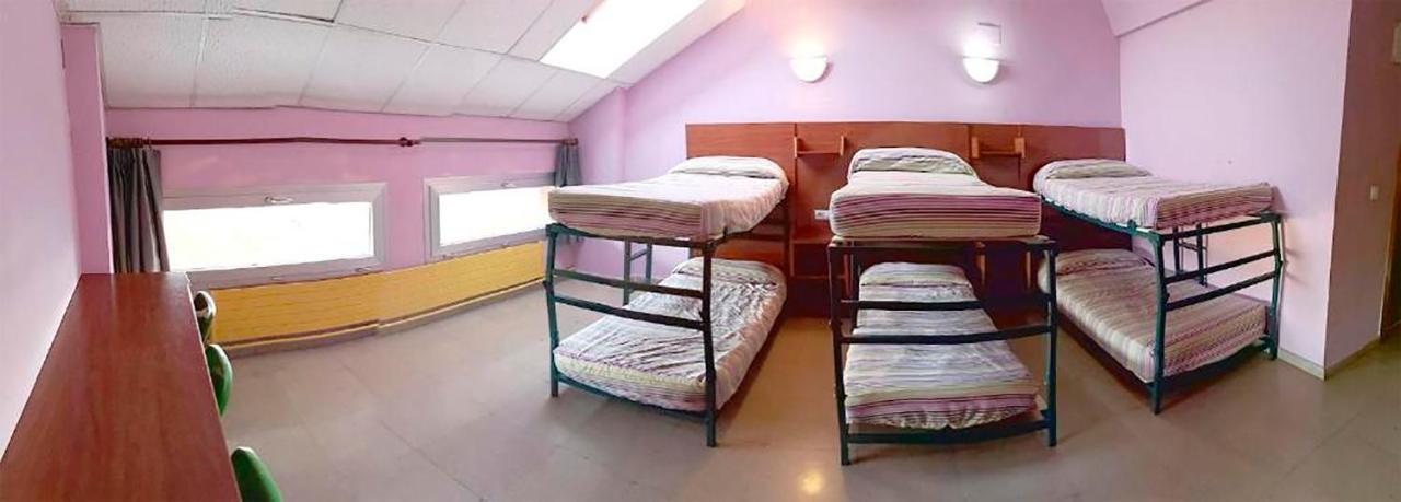 Residencia Albergue Jaca Buitenkant foto