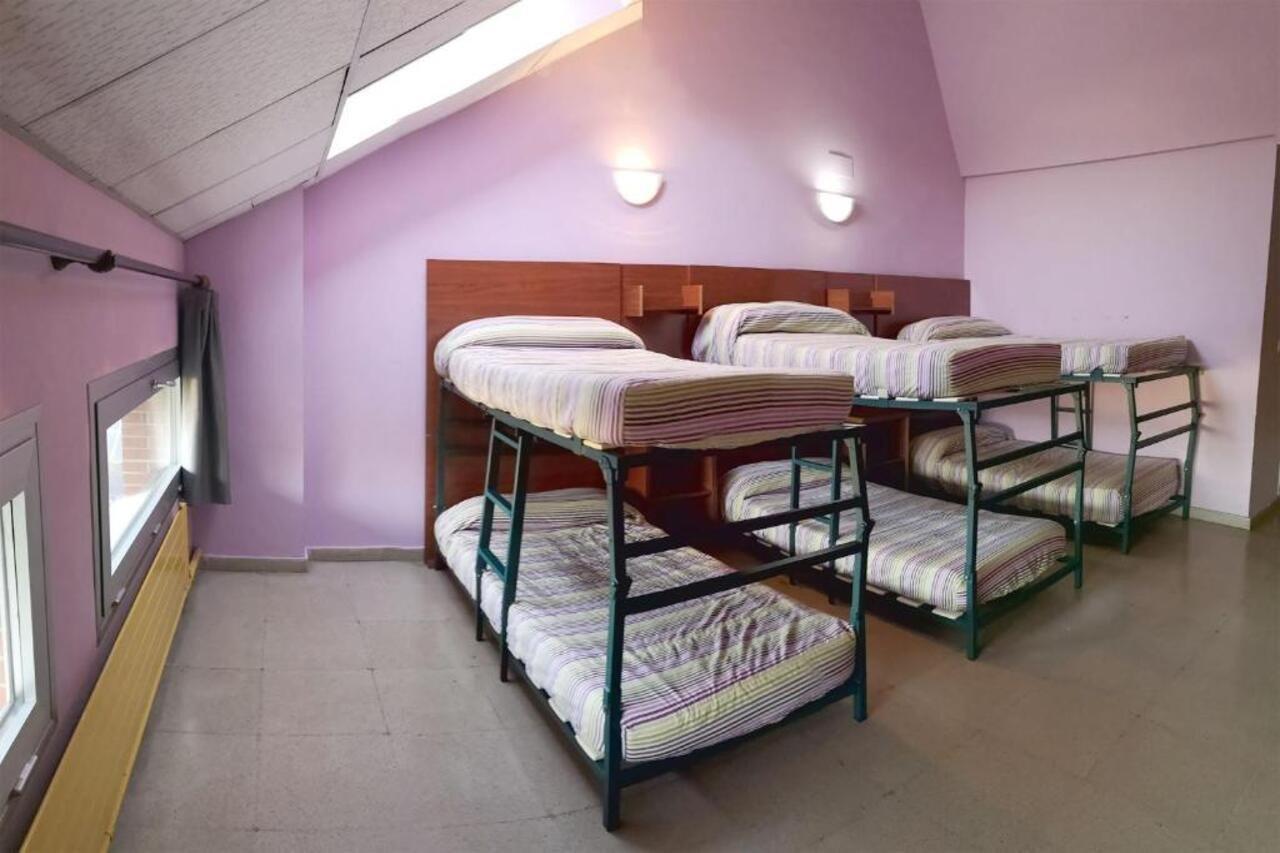 Residencia Albergue Jaca Buitenkant foto