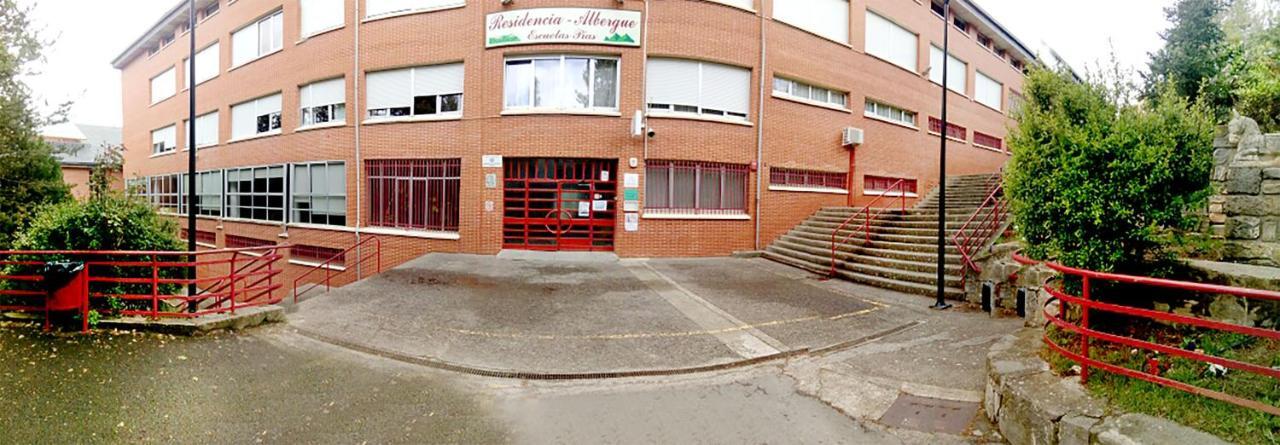 Residencia Albergue Jaca Buitenkant foto