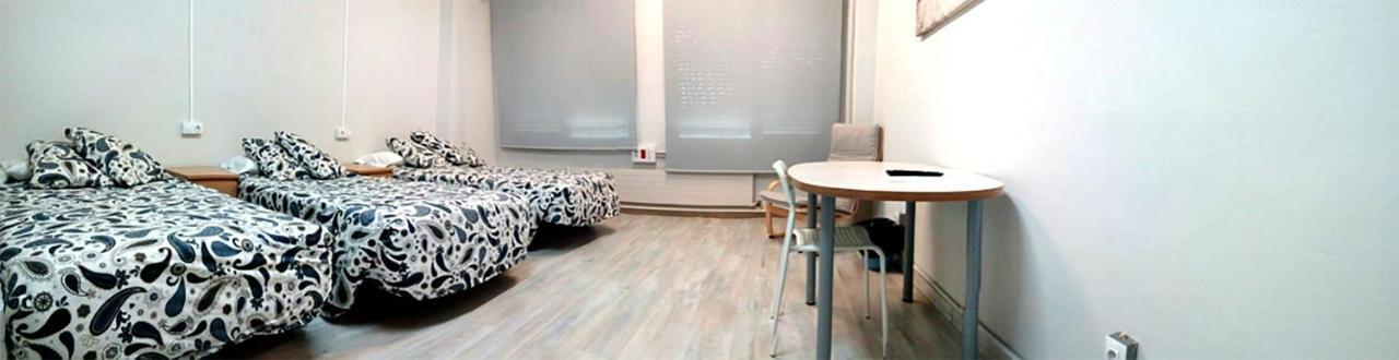 Residencia Albergue Jaca Buitenkant foto